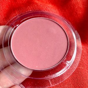 Lottie Blush in Zayn